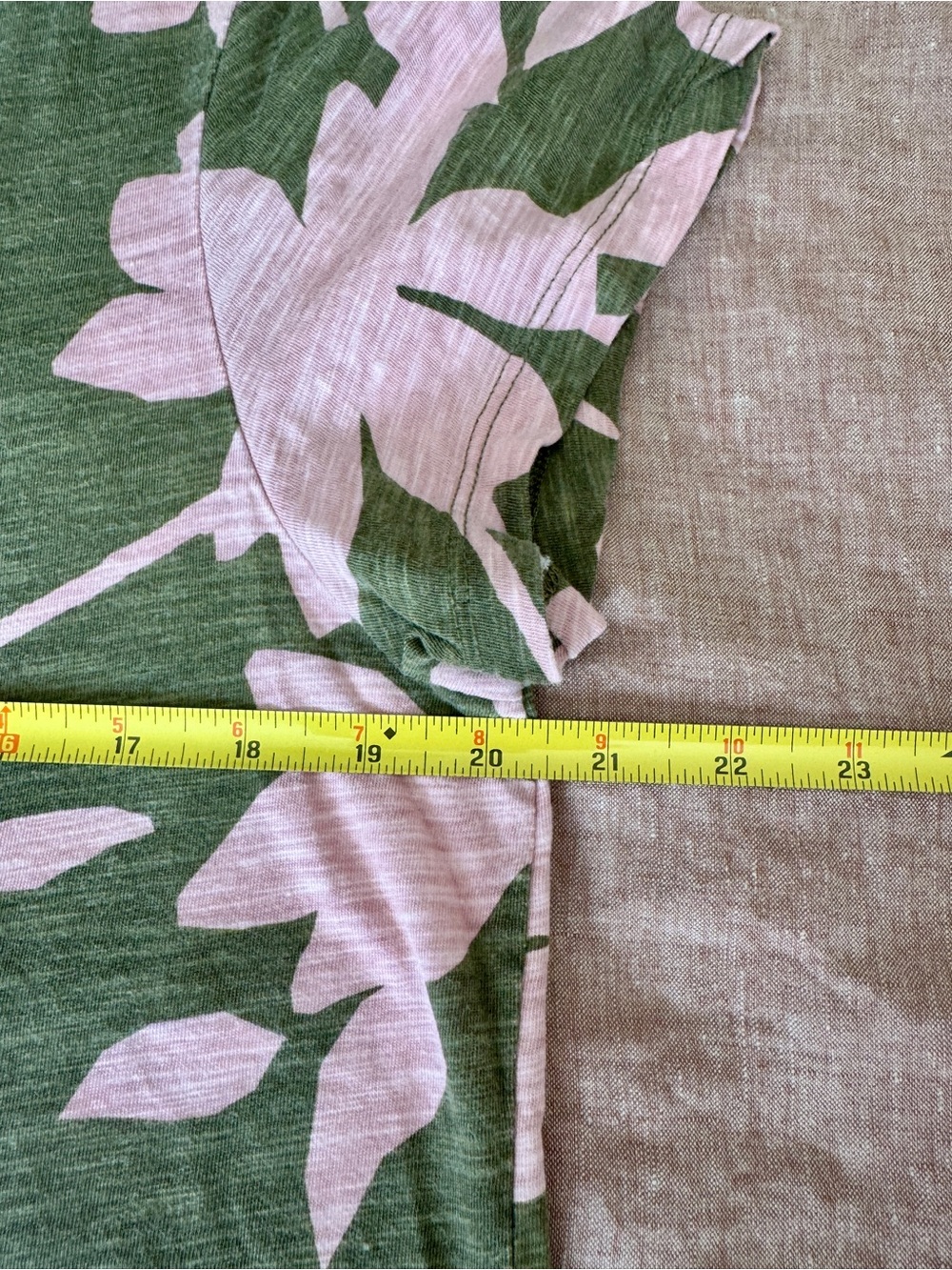 Sanctuary Olive Green Tee with Light Pink Floral Print - Picture 4 of 6